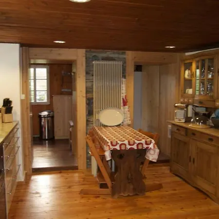 Chalet Zuckmayer 샬레 Saas Fee