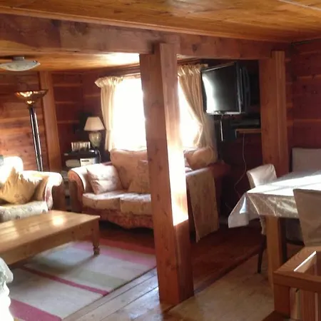 Chalet Zuckmayer 샬레 *