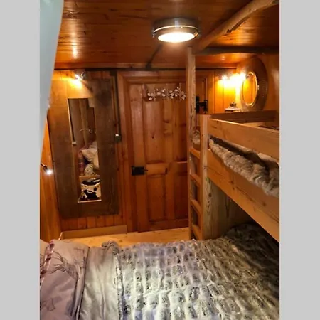 Chalet Zuckmayer 샬레 *